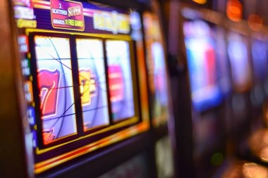 harian hk mobile app interface showing live-dealer tables and sportsbook markets