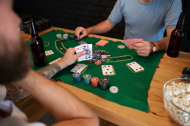 Live blackjack table loaded on a mobile phone via harian hk app